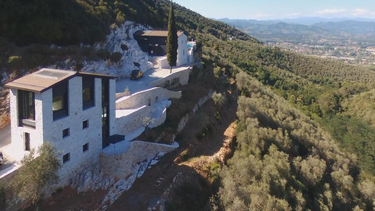 Villetta Farfallina "The Unique Property In The World With An Openable Roof" Lucques Extérieur photo